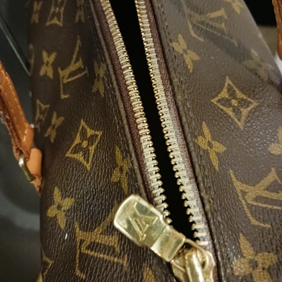 (Authenticated)Louis Vuitton Papillon 30 - Picture 4 of 10